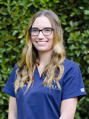 Meghan, Dental Assistant